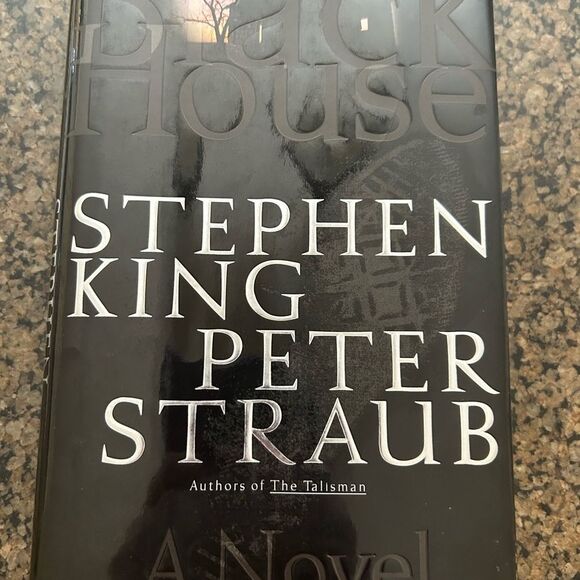 Black House Hardcover Novel by Stephen King and Peter Straub-1st Trade Edition - Picture 1 of 3